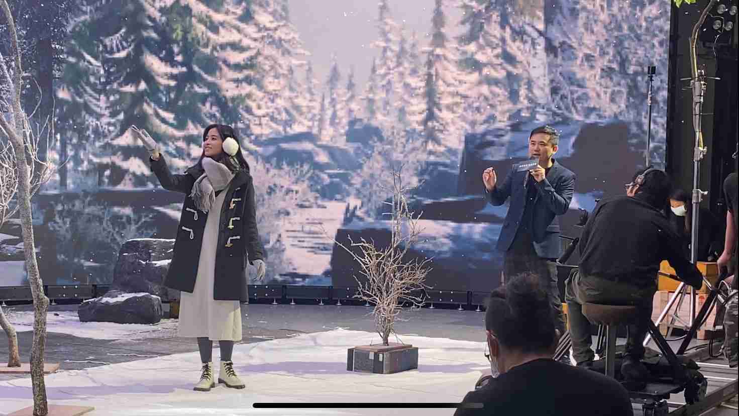 口袋牛店以ALED先进显屏技术，，，与金马奖视觉特效团队“再现影像”携手合作打造LED虚拟摄影棚，，，提供沉浸式表演体验，，，，并精简拍摄成本与时间