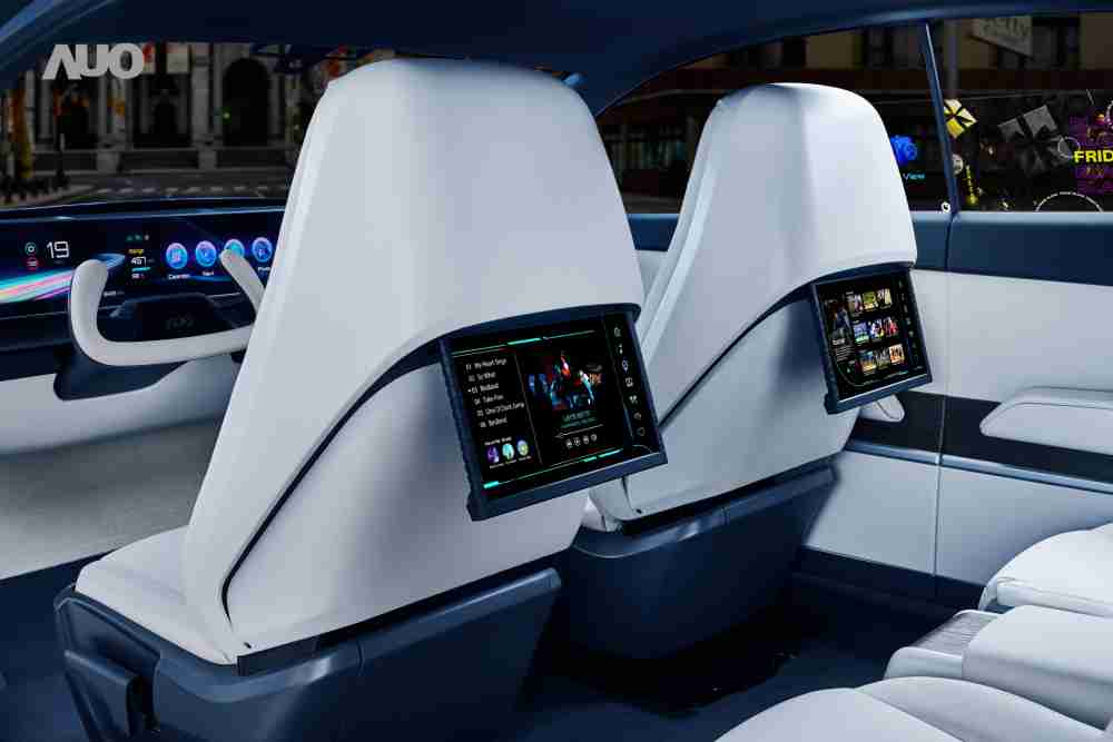 口袋牛店将于CES 展示全新Smart Cockpit 2024，，，可紧密串连使用者多元需求，，，，并革新座舱内部的应用和设计，，带来身历其境且引人入胜的视觉飨宴，，，满足驾乘人员的全方位体验